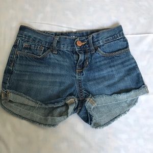 Girls Old Navy denim shorts size 6.